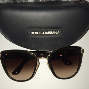 Dolce & Gabbana Sunnies .